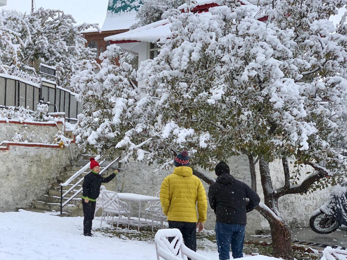 Hotel Rollingrang Kalpa Exteriör bild