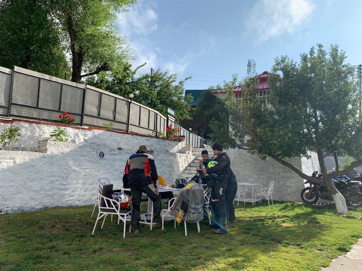 Hotel Rollingrang Kalpa Exteriör bild