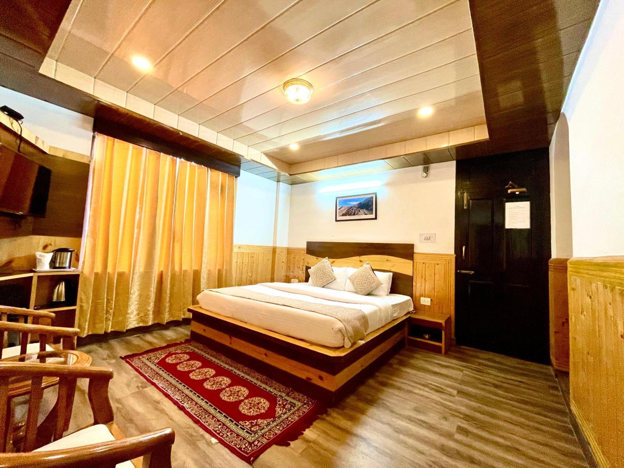 Hotel Rollingrang Kalpa Exteriör bild