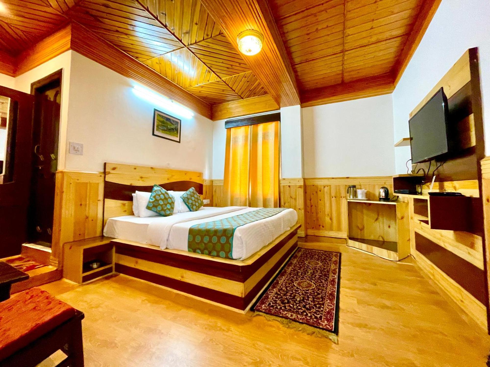 Hotel Rollingrang Kalpa Exteriör bild